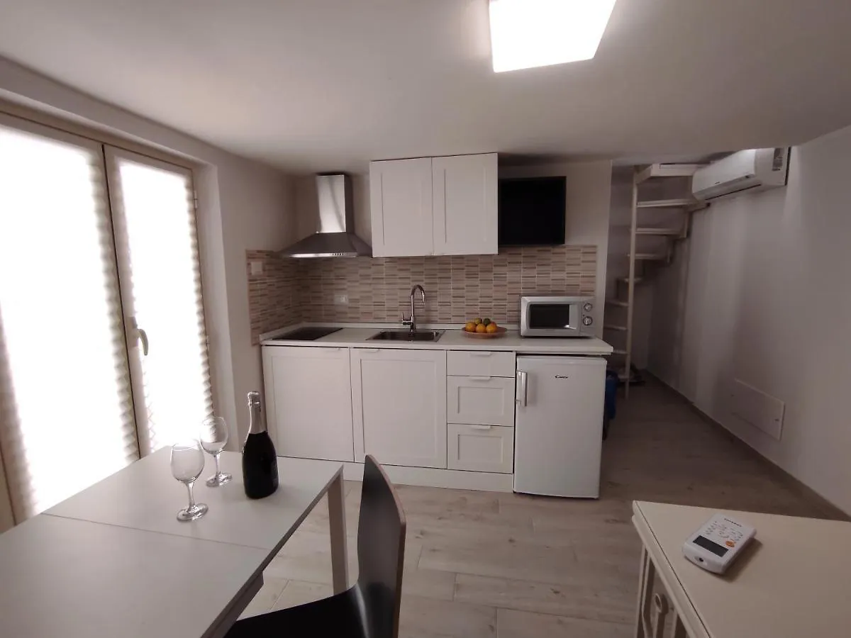 Apartamento Taormina House 0*,