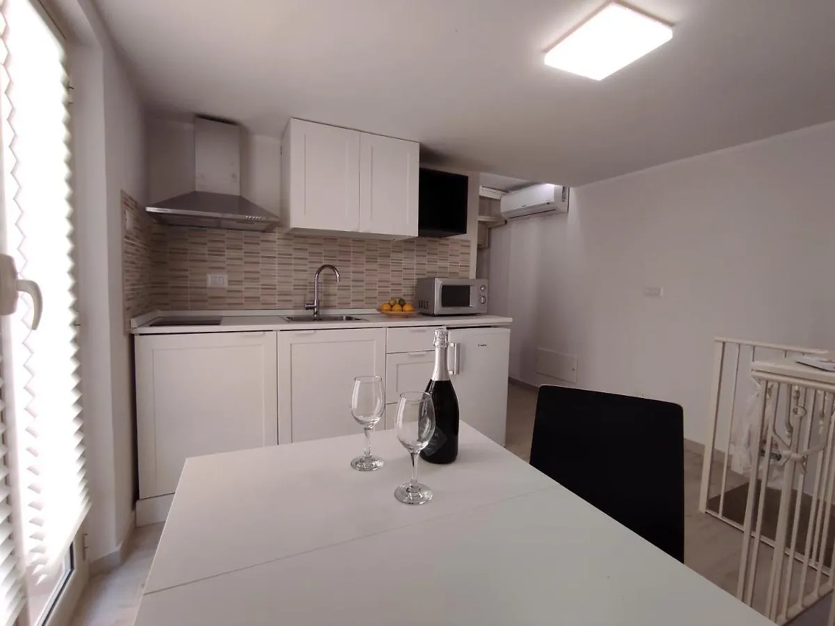 Apartamento Taormina House 0*,  Italia